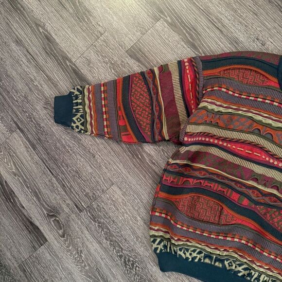 Emaroo Australia Men's Multicolor 3D Cable Knit Wool Sweater - Picture 4 of 7